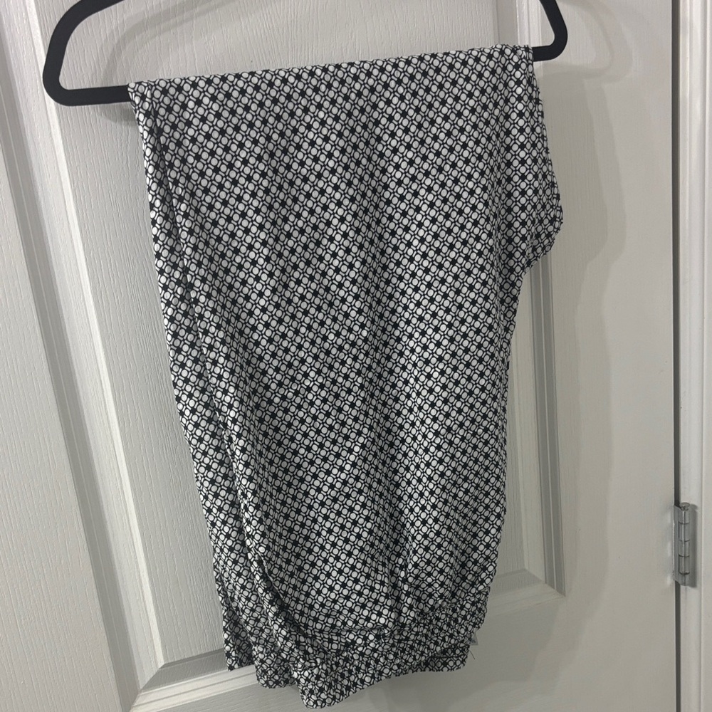 Avella Linen Viscose Blend Size 18 Black and White Geometric Print Pants New